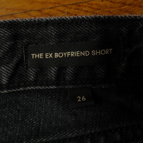 Aritizia Denim Forum The Ex Boyfriend Short Black Eyeliner High Rise Cutoffs 26 - Picture 4 of 9